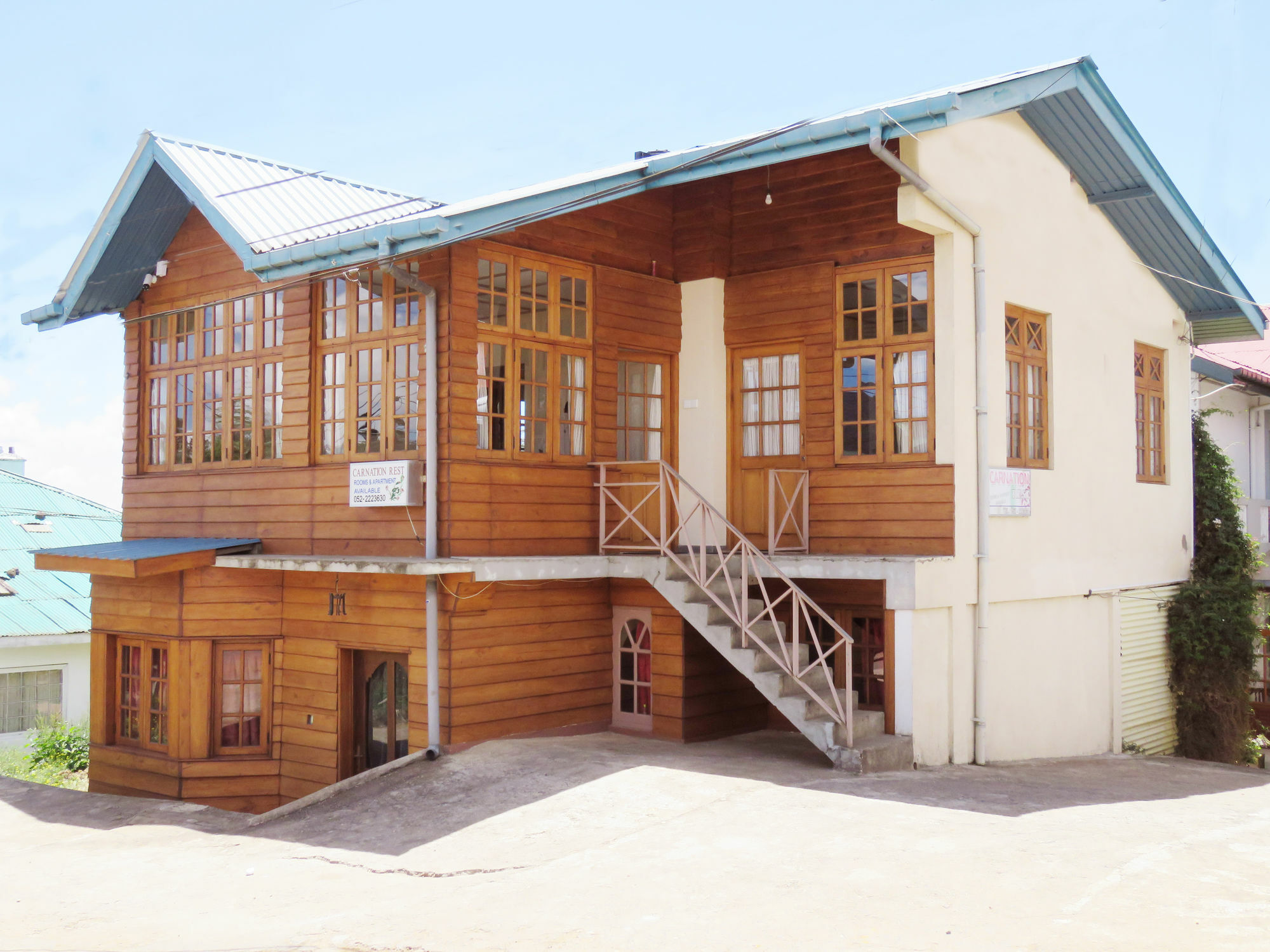 Carnation Rest Hotel Nuwara Eliya Exterior photo